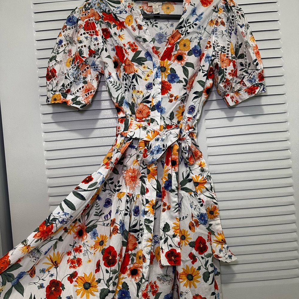 St. John's Bay White and Orange Ruched Ruffled Midi Sundress